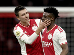 Van Basten destaca novo fenómeno do Ajax: “Muito melhor que Antony”