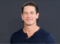 John Cena surge sem cabelo… por causa de transplante capilar